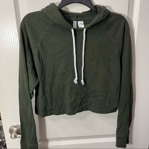 crop top dark green hoodie